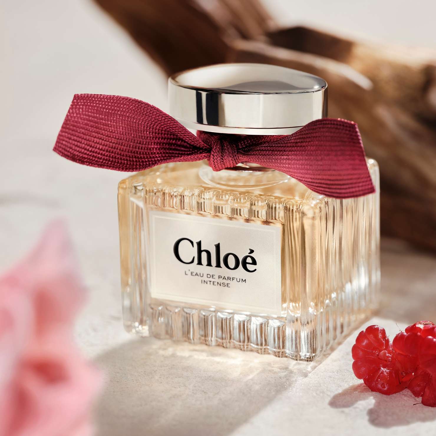 Chloé L'Eau de Parfum Intense – Vegansk og påfyllbar | Vita.no