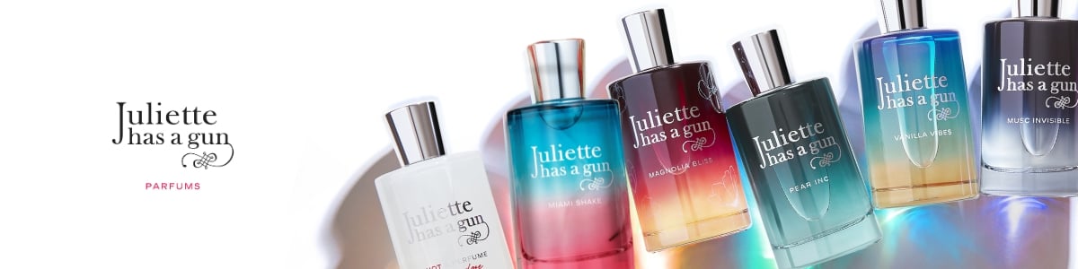 Juliette has a gun dufter som ligger ved siden av hverandre