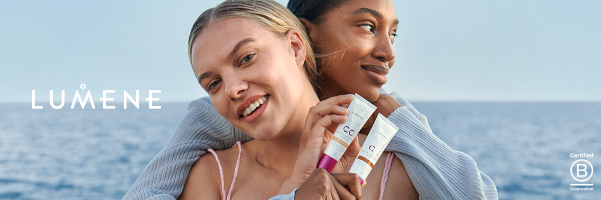 Lumene. Bilde av to modeller som holder Lumene CC-cream.