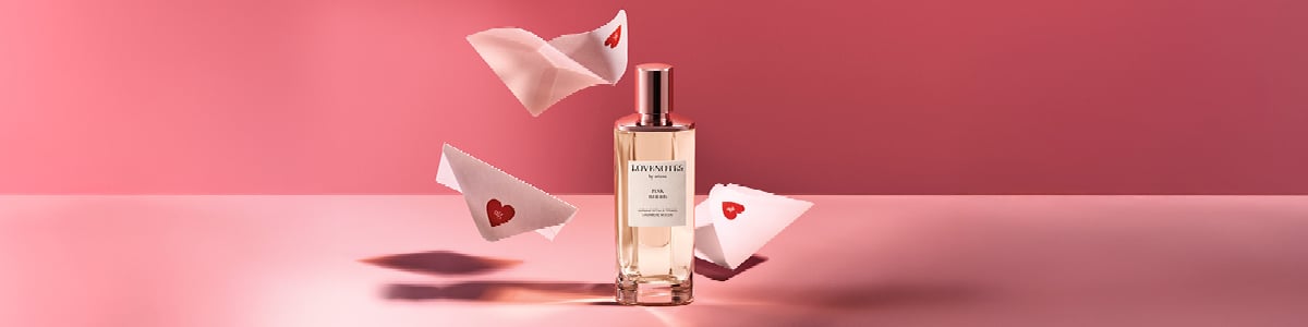 Ariana Grande Pink woods