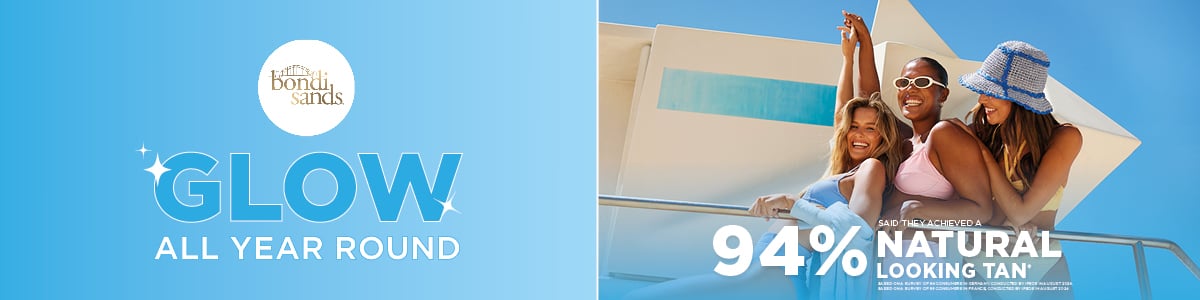 Bondi Sands dekorativ banner med bilde av hele hudpleieserien deres. Tekst: Introducing everyday skincare