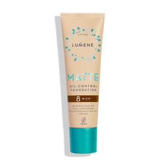 Matte Oil-Control Foundation 8 Rich